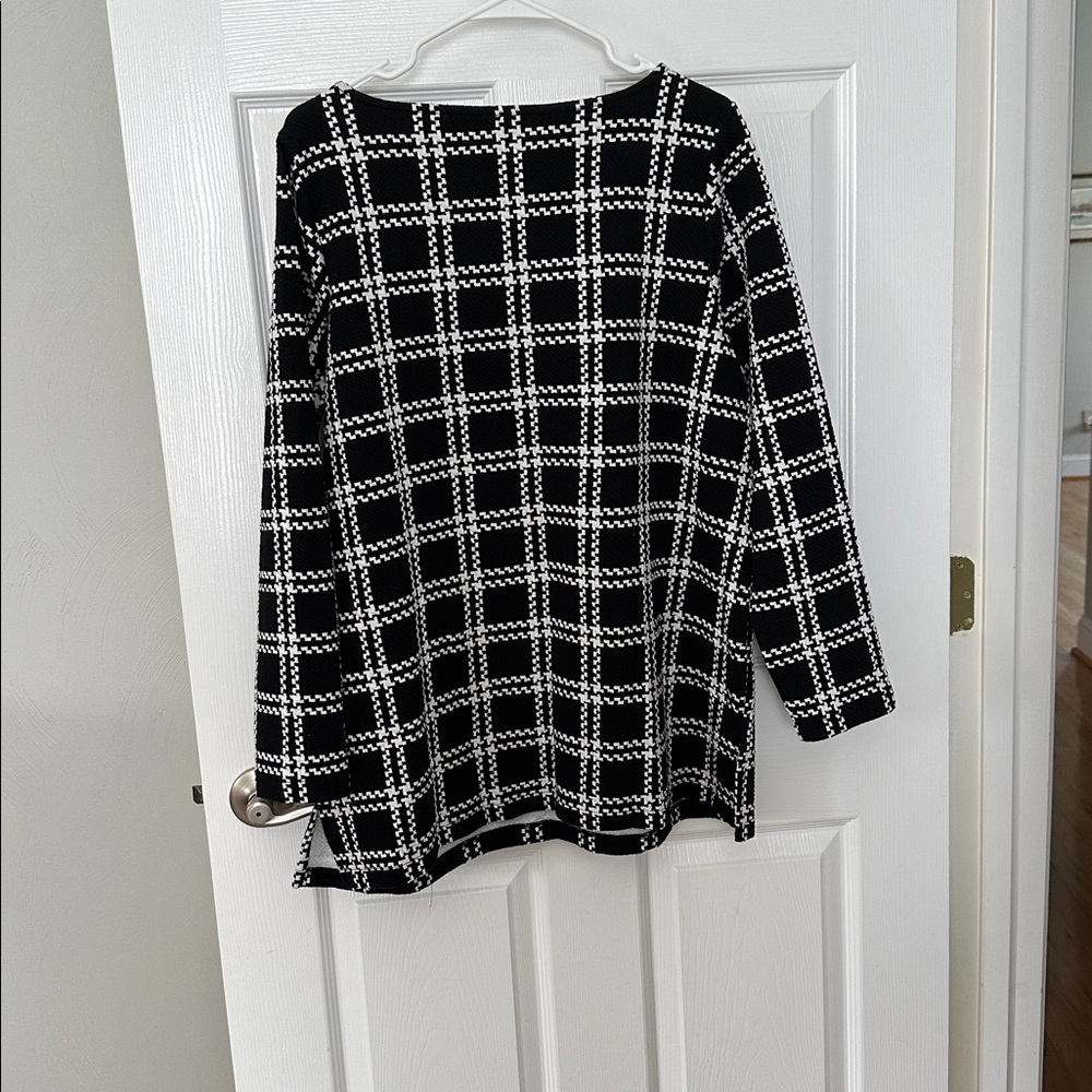Talbots tunic top - Picture 2 of 4